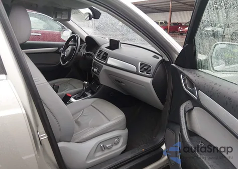 2017 Audi Q3 2.0T Premium z USA, uszkodzony, nr VIN WA1JCCFSXHR005276